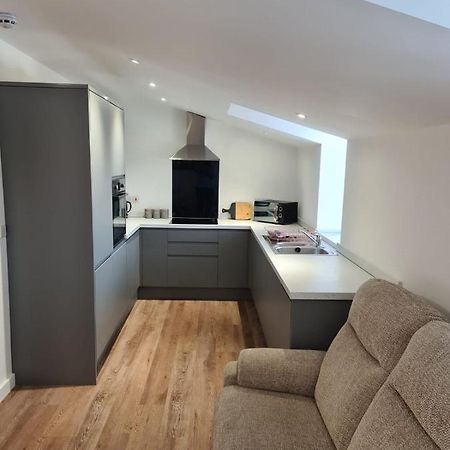 2 Bedroom Central Apartment لييك المظهر الخارجي الصورة